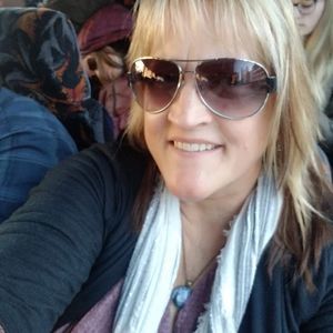 Meet your Posher, Brenda